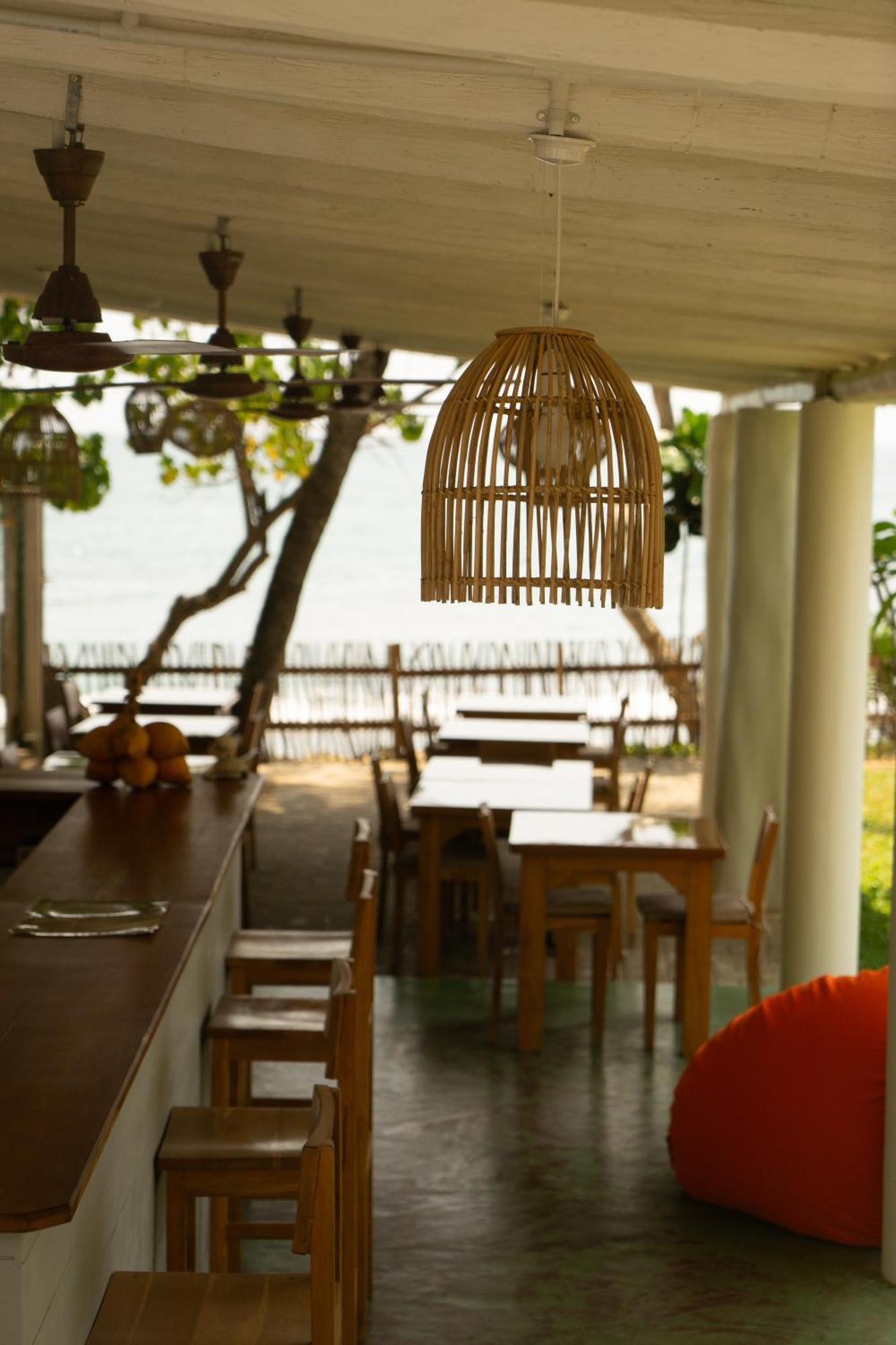 Mirissa Dive Resort Exterior foto