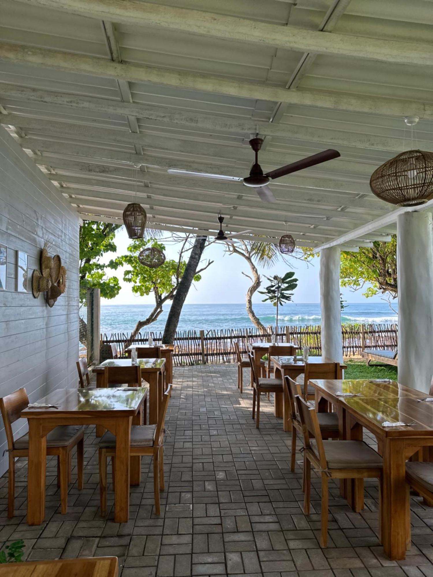 Mirissa Dive Resort Exterior foto