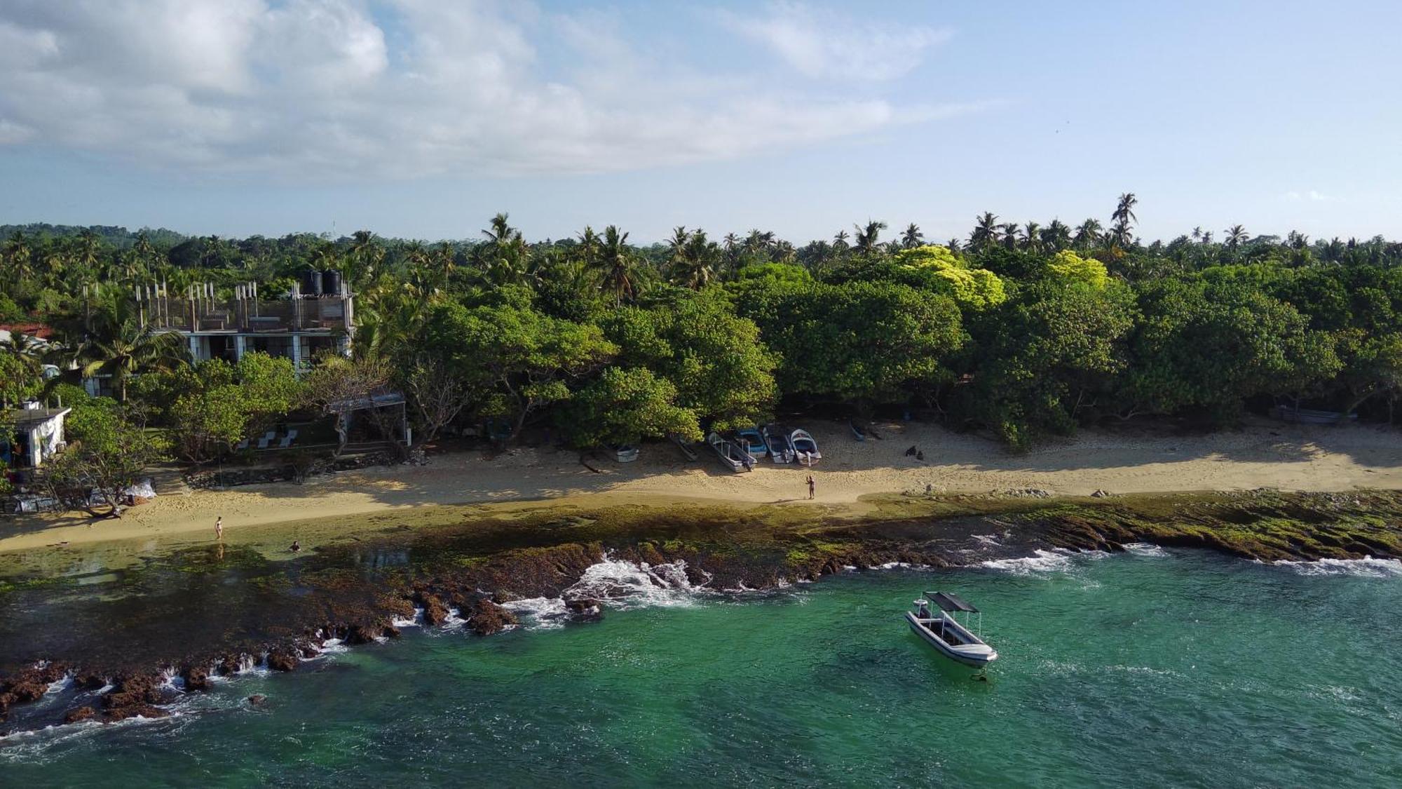 Mirissa Dive Resort Exterior foto